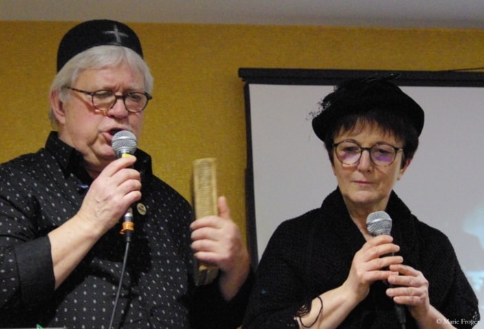 Bigottes1